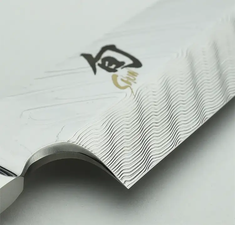 Close up of the detailed patterning on a Dual Core blade.