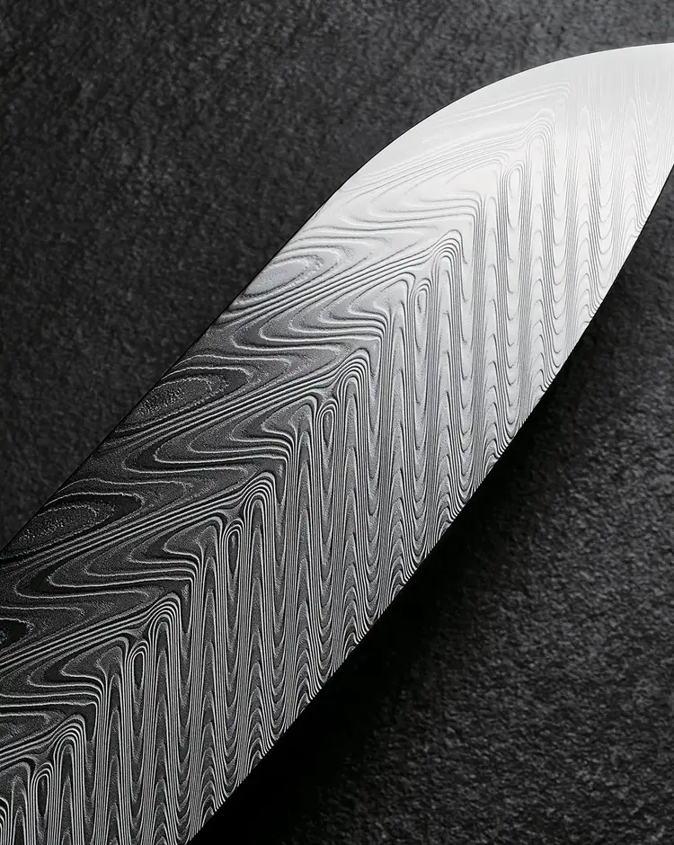 Close up of the patterning on a Shun Dual Core blade.